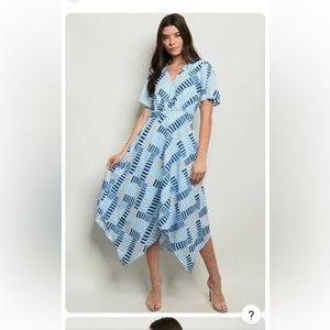 NWT Women's size M Short Sleeve Stripped Blue Handkerchief Hem Midi Dres…